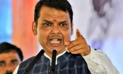 लोकसभा चुनावों में फर्जी बयानबाजी का गुब्बार कैसे फोड़ दिया : CM Fadnavis लोकसभा चुनावों में फर्जी बयानबाजी का गुब्बार कैसे फोड़ दिया : CM Fadnavis
