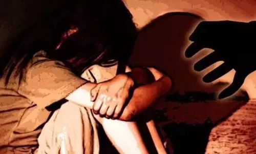 13 साल की उम्र से शोषण: 60 से अधिक लोगों द्वारा यौन उत्पीड़न, 10 और लोग हिरासत में 13 साल की उम्र से शोषण: 60 से अधिक लोगों द्वारा यौन उत्पीड़न, 10 और लोग हिरासत में