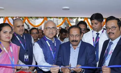Andhra: मुख्य सचिव ने किया पुनर्निर्मित एसबीआई शाखा का उद्घाटन