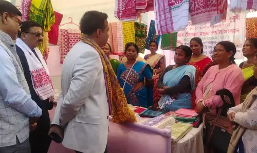 Assam : धुबरी में असोमी भोगाली मेला शुरू हो गया