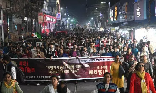 RG कर डॉक्टर के बलात्कार-हत्या के लिए न्याय की मांग को लेकर 13 जनवरी को जन सम्मेलन RG कर डॉक्टर के बलात्कार-हत्या के लिए न्याय की मांग को लेकर 13 जनवरी को जन सम्मेलन