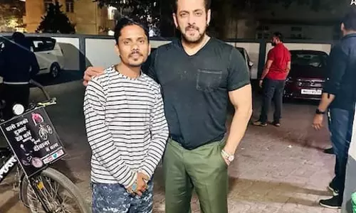 Salman Khan के बहुत बड़े फैन, ठंड के तापमान में हजारों किलोमीटर साइकिल चलते मिलने पहुंचे