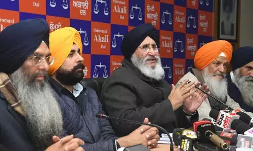 Akali Dal सुधार की राह पर, लेकिन विद्रोही नेताओं के लिए कोई जगह नहीं Akali Dal सुधार की राह पर, लेकिन विद्रोही नेताओं के लिए कोई जगह नहीं