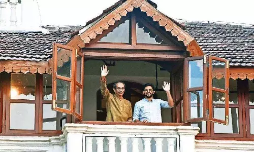 उद्धव ठाकरे ने कहा, श्रेय देने से ज्यादा उनके काम को बताना महत्वपूर्ण उद्धव ठाकरे ने कहा, श्रेय देने से ज्यादा उनके काम को बताना महत्वपूर्ण