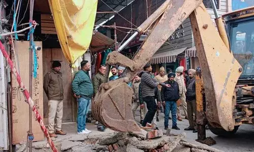 Haryana : अंबाला नगर निगम ने चलाया अतिक्रमण विरोधी अभियान Haryana : अंबाला नगर निगम ने चलाया अतिक्रमण विरोधी अभियान