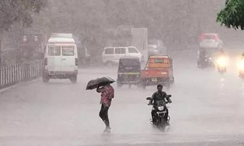 Chennai: आज हल्की बारिश, गरज के साथ छींटे पड़ने की संभावना Chennai: आज हल्की बारिश, गरज के साथ छींटे पड़ने की संभावना