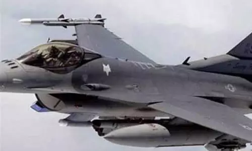 IRAQ के किरकुक में हवाई हमले में 6 ISIL आतंकवादी मारे गए, शव मिले IRAQ के किरकुक में हवाई हमले में 6 ISIL आतंकवादी मारे गए, शव मिले