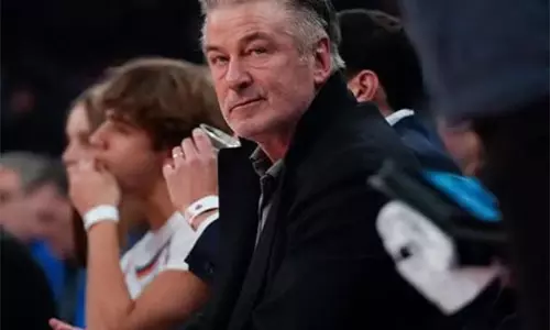 रस्ट शूटिंग ट्रायल खारिज होने के बाद Alec Baldwin ने दुर्भावनापूर्ण अभियोजन के लिए मुकदमा दायर किया