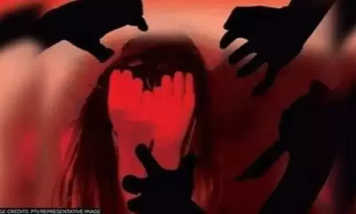Kanpur: 20 वर्षीय महिला से सामूहिक बलात्का, ऑटो चालक और उसके दोस्त गिरफ्तार Kanpur: 20 वर्षीय महिला से सामूहिक बलात्का, ऑटो चालक और उसके दोस्त गिरफ्तार