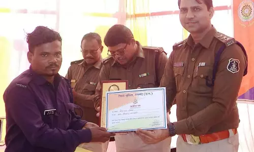 पूंजीपथरा पुलिस ने किया गुड सेमेरिटन और विशिष्ट व्यक्तियों का सम्मान