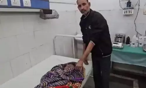पाइप फैक्ट्री के परिसर में मासूम की मौत, क्रेन में दबा पाइप फैक्ट्री के परिसर में मासूम की मौत, क्रेन में दबा