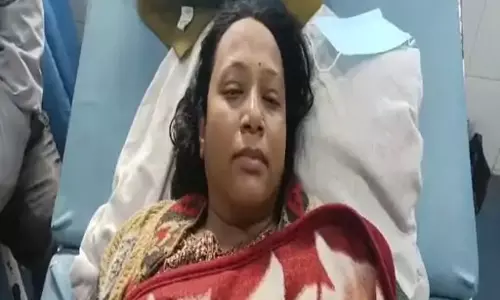 प्राचार्य से परेशान महिला टीचर ने की खुदकुशी की कोशिश, व्हाट्सएप ग्रुप में वायरल हुआ सुसाइड नोट प्राचार्य से परेशान महिला टीचर ने की खुदकुशी की कोशिश, व्हाट्सएप ग्रुप में वायरल हुआ सुसाइड नोट