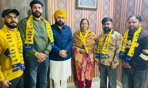 चार और लोग AAP में शामिल, सत्तारूढ़ पार्टी को अपना मेयर निर्वाचित होने का भरोसा