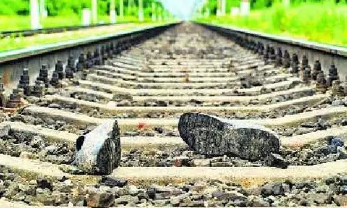 लापता पूर्व न्यायाधीश Shahabad में रेलवे ट्रैक पर मृत पाए गए