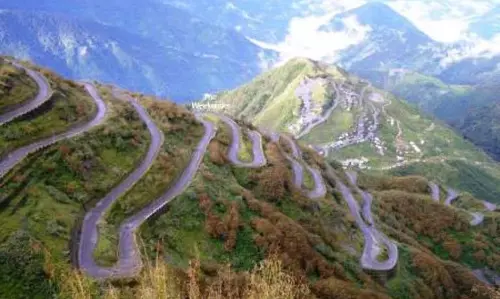 Sikkim की सड़क परियोजनाओं से नेपाल और पश्चिम बंगाल के साथ बेहतर संपर्क का वादा