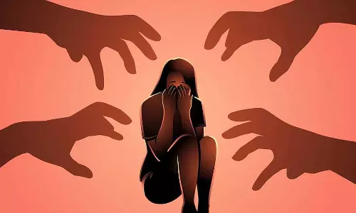 Kerala की लड़की के साथ सिलसिलेवार यौन शोषण का मामला Kerala की लड़की के साथ सिलसिलेवार यौन शोषण का मामला