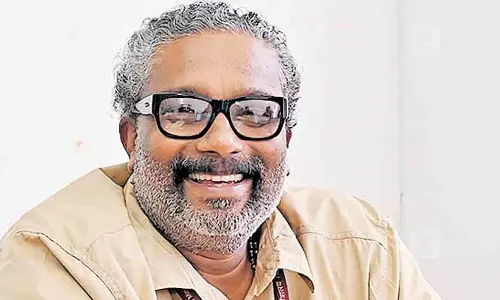 Kerala : बी अशोक के तबादले के बाद आईएएस अधिकारियों के बीच मतभेद बढ़े Kerala : बी अशोक के तबादले के बाद आईएएस अधिकारियों के बीच मतभेद बढ़े