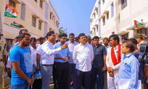 2 BHK को खम्मम में इंदिराम्मा आवास योजना के तहत वितरित किया