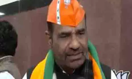 कांग्रेस और आप गरीबों के अधिकार बांग्लादेशी घुसपैठियों और रोहिंग्याओं को देना चाहती हैं: Ramesh Bidhuri कांग्रेस और आप गरीबों के अधिकार बांग्लादेशी घुसपैठियों और रोहिंग्याओं को देना चाहती हैं: Ramesh Bidhuri