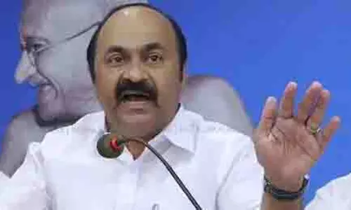 Kerala : यूजीसी के नए नियम को लेकर खींचतान, विपक्ष ने केरल विधानसभा से किया यह आग्रह