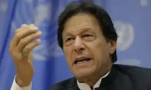 Imran Khan को जेल से उनके आवास पर स्थानांतरित करने की कोई योजना नहीं- पाक रक्षा मंत्री