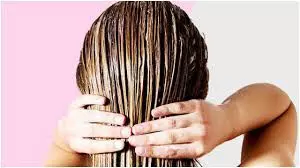 Hair Care: हल्दी हेयर मास्क बालों का झड़ना रोकने और नए बाल उगाने में मदद करेगा