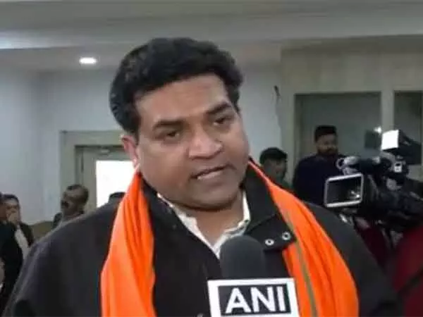 BJP Kapil Mishra ने आप पर रोहिंग्याओं की मदद करने और उन्हें दिल्ली की मतदाता सूची में शामिल करने का आरोप लगाया