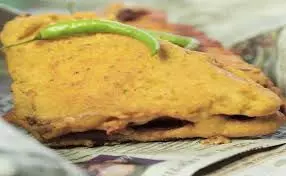 Bread Pakora Recipe: नाश्ते में चटपटा खाना है तो ट्राई करें स्वादिष्ट स्ट्रीट स्टाइल ब्रेड पकौड़ा