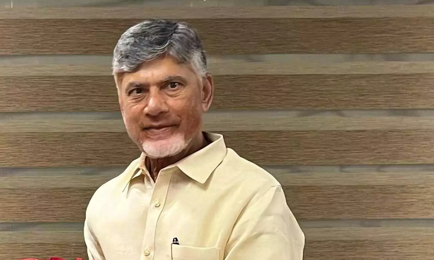 Naidu ने संक्रांति उत्सव के अवसर पर लोगों को शुभकामनाएं दीं