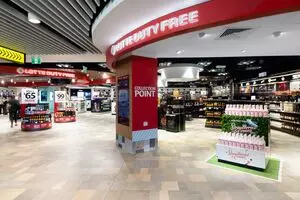 Lotte Duty Free ने चीनी पुनर्विक्रेताओं को बिक्री रोकी