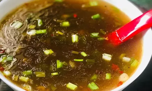 Ginger Garlic Soup: सर्दियों में नहीं होगी कोई परेशानी, डाइट में करें शामिल Ginger Garlic Soup: सर्दियों में नहीं होगी कोई परेशानी, डाइट में करें शामिल