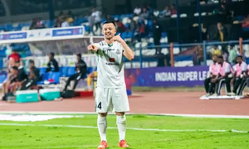 मोहम्मडन स्पोर्टिंग ने बेंगलुरू एफसी को दी अप्रत्याशित हार मोहम्मडन स्पोर्टिंग ने बेंगलुरू एफसी को दी अप्रत्याशित हार