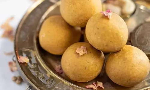 moong dal laddu: आपके शरीर में  भर देंगे एनर्जी, सर्दियों में जरूर ट्राई करें