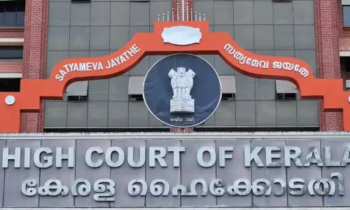 Kerala: सार्वजनिक क्षेत्र के कर्मचारियों के लिए बीएच वाहन पंजीकरण की अनुमति देने का निर्देश दिया Kerala: सार्वजनिक क्षेत्र के कर्मचारियों के लिए बीएच वाहन पंजीकरण की अनुमति देने का निर्देश दिया