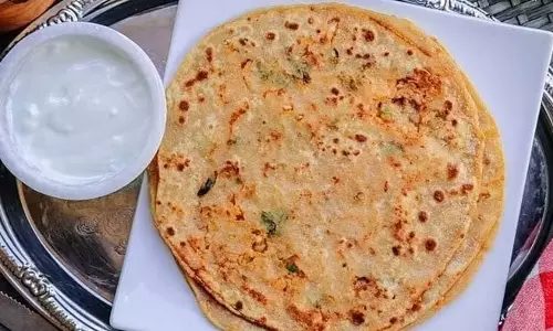 Lohri 2025 Special Food: लोहड़ी के खास मौके पर बनाएं तिल-गुड़ से बने ये  खास व्यंजन