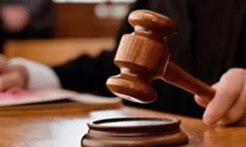 Telangana: एक वर्षीय बेटे की हत्या के लिए महिला-उसके प्रेमी को आजीवन कारावास की सजा Telangana: एक वर्षीय बेटे की हत्या के लिए महिला-उसके प्रेमी को आजीवन कारावास की सजा