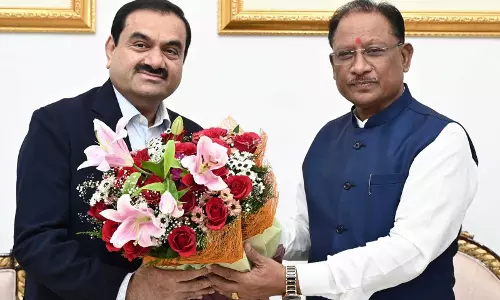 मुख्यमंत्री साय से मुलाकात कर अडानी समूह के चेयरमैन गौतम अडानी ने किया बड़ा ऐलान मुख्यमंत्री साय से मुलाकात कर अडानी समूह के चेयरमैन गौतम अडानी ने किया बड़ा ऐलान
