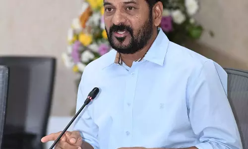 Telangana सरकार ने बीयर की कीमतों में बढ़ोतरी के दबाव को खारिज किया Telangana सरकार ने बीयर की कीमतों में बढ़ोतरी के दबाव को खारिज किया