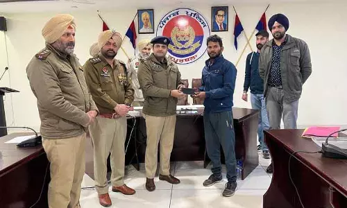 Jalandhar: पुलिस ने खोए हुए 38 मोबाइल फोन बरामद किए
