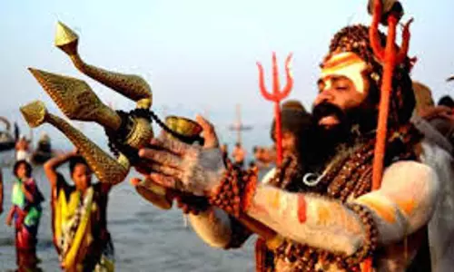 Maha Kumbh : पौष पूर्णिमा स्नान के साथ होगी कल्पवास की शुरुआत Maha Kumbh : पौष पूर्णिमा स्नान के साथ होगी कल्पवास की शुरुआत