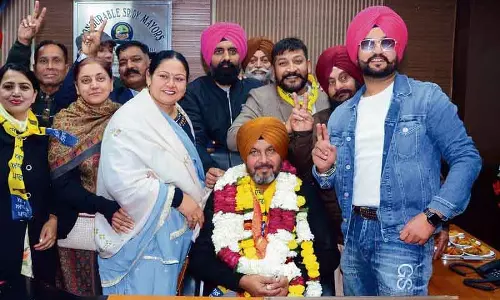 Jalandhar: पटाखे फोड़ने को लेकर आलोचना के बीच आप ने मनाई जीत