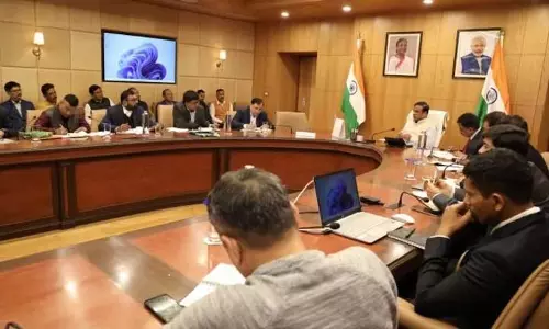 Assam : सीएम हिमंत बिस्वा सरमा ने जनता भवन में राष्ट्रपति दीपेन सरमा के नेतृत्व में एसएकेपी प्रतिनिधिमंडल से मुलाकात की Assam : सीएम हिमंत बिस्वा सरमा ने जनता भवन में राष्ट्रपति दीपेन सरमा के नेतृत्व में एसएकेपी प्रतिनिधिमंडल से मुलाकात की