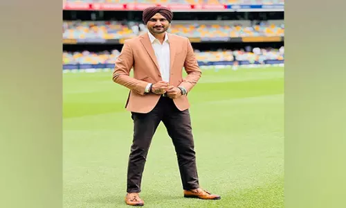 Champions Trophy: हरभजन ने तिलक का समर्थन किया