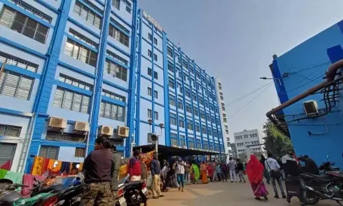 मेदिनीपुर मेडिकल कॉलेज: अस्पताल के प्रसूति विभाग के खिलाफ शिकायत दर्ज मेदिनीपुर मेडिकल कॉलेज: अस्पताल के प्रसूति विभाग के खिलाफ शिकायत दर्ज