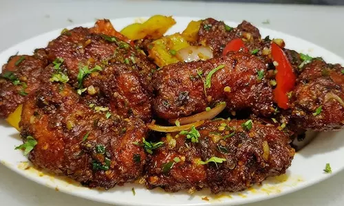 स्पाइक्ड योगर्ट कश्मीरी चिली चिकन कबाब रेसिपी स्पाइक्ड योगर्ट कश्मीरी चिली चिकन कबाब रेसिपी