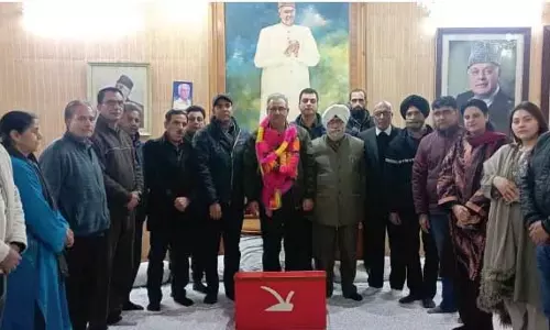 कश्मीरी पंडित कश्मीर के बहुलवादी चरित्र का अभिन्न अंग: NC
