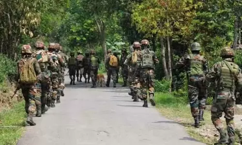 Assam राइफल्स के अस्थायी शिविर को नष्ट कर दिया