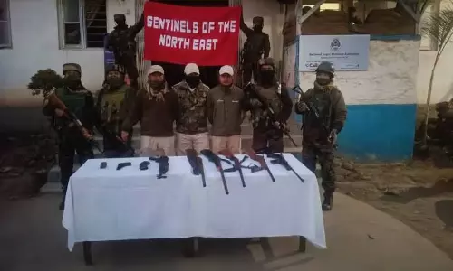 Manipur सुरक्षा बलों ने चुराचांदपुर और टेंग्नौपाल से हथियार, आईईडी बरामद किए