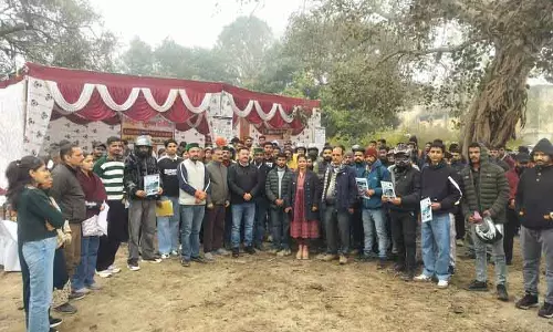 National Road सुरक्षा माह के तहत नाहन में जागरूकता अभियान चलाया गया National Road सुरक्षा माह के तहत नाहन में जागरूकता अभियान चलाया गया