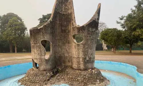 Chandigarh: लेजर वैली की मूर्तियां टूटकर गिर रही Chandigarh: लेजर वैली की मूर्तियां टूटकर गिर रही